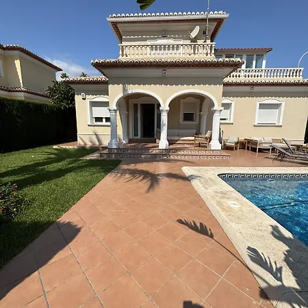024 Arcos Villa